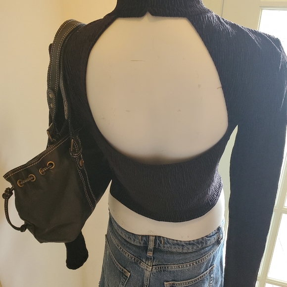 Divided Open Back Long Sleeve - Picture 3 of 8